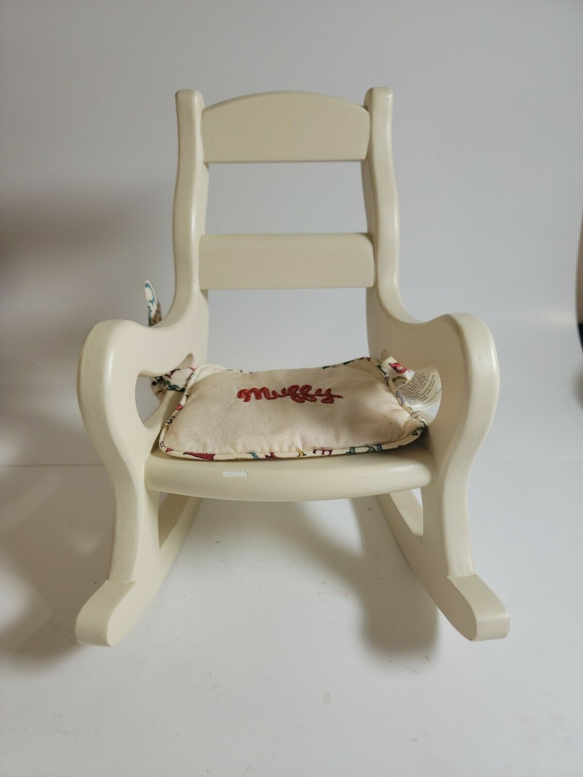 Muffy Vanderbear Reading Collection Wooden Rocking Chair W/cushion