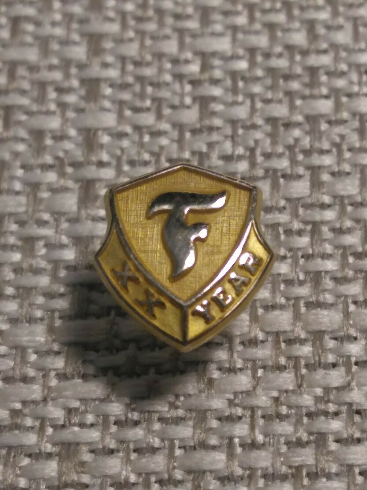 Vintage Firestone Pin 20 Year 1/10 10k