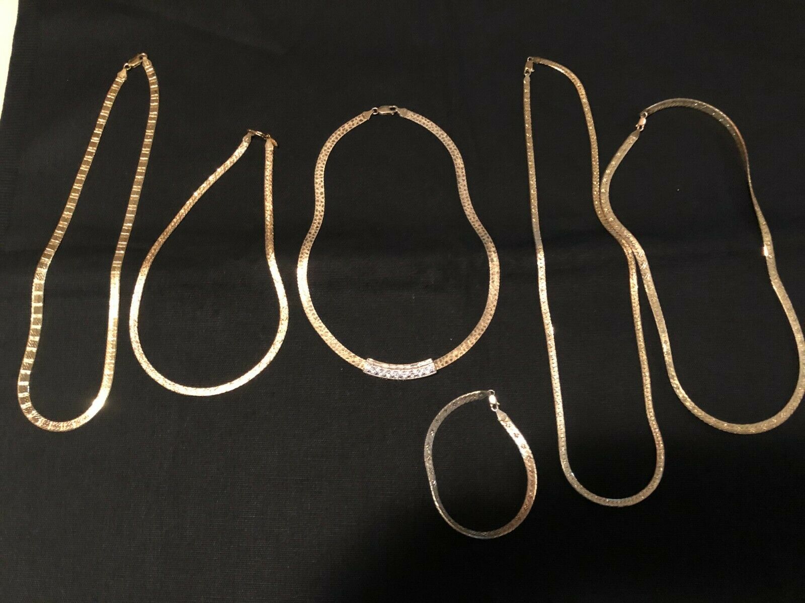 5 Sterling Silver/.925 Necklaces And 1 Sterling Silver Bracelet. 107 Grams