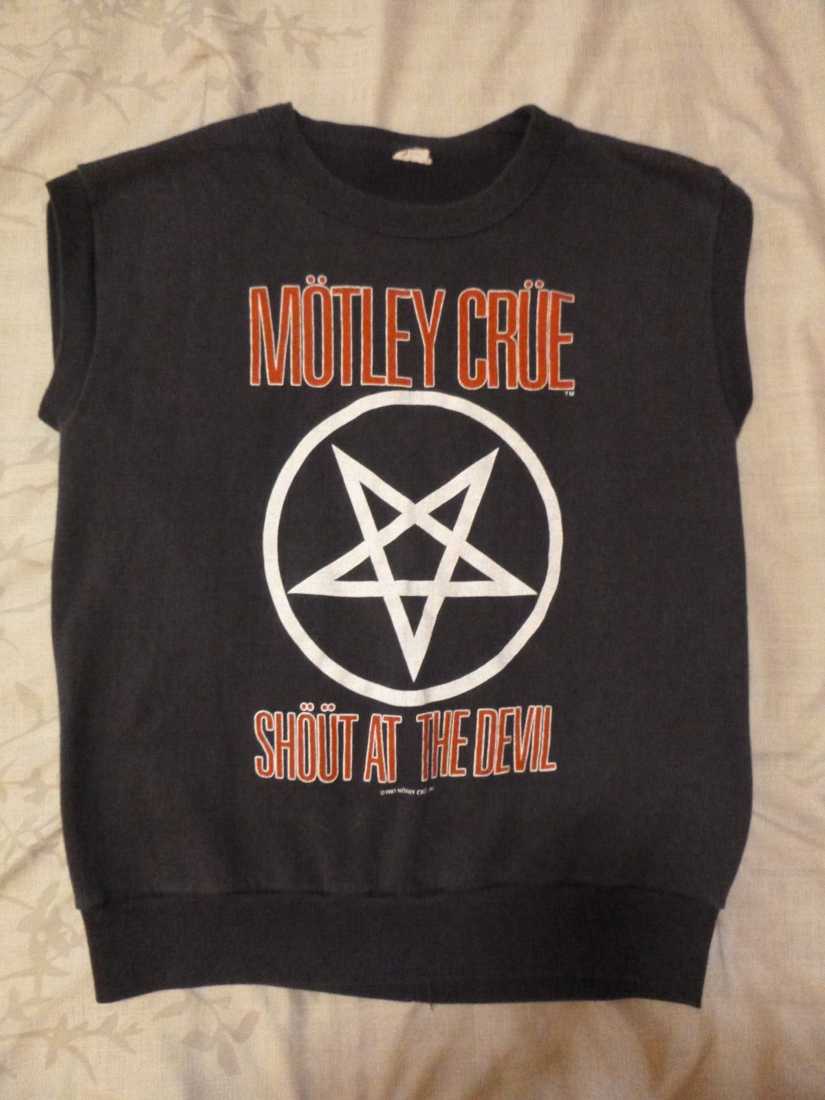 1983 Original Motley Crue Shout At The Devil Concert Tour Sleeveless Sweatshirt