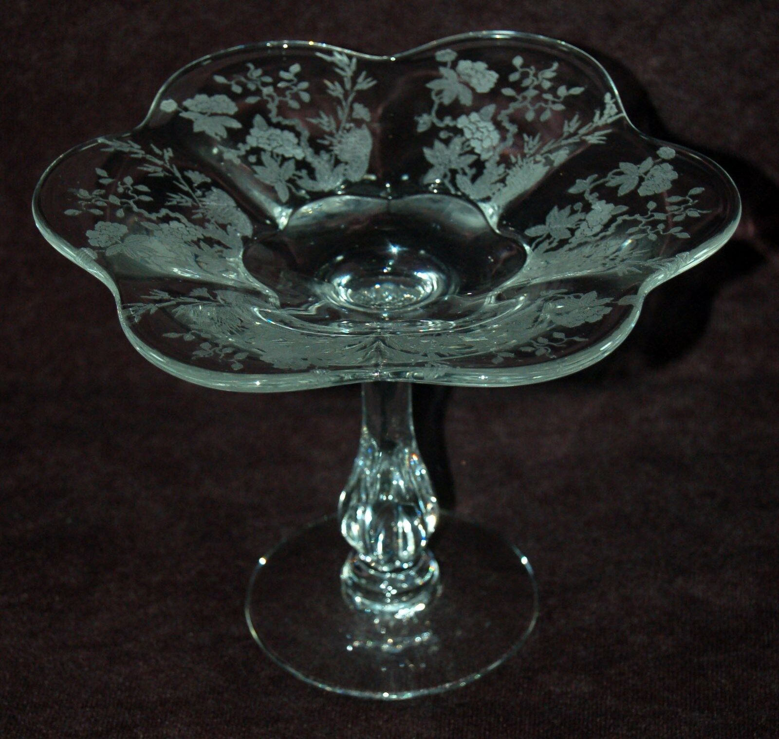 Beautiful Duncan Miller Crystal Compote - Indian Tree Etching - Mint